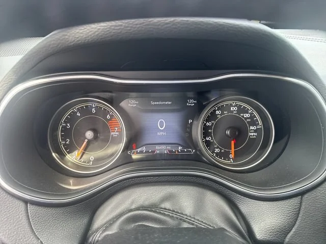 Used 2023 Gray Jeep Altitude Lux 4x4 image 18