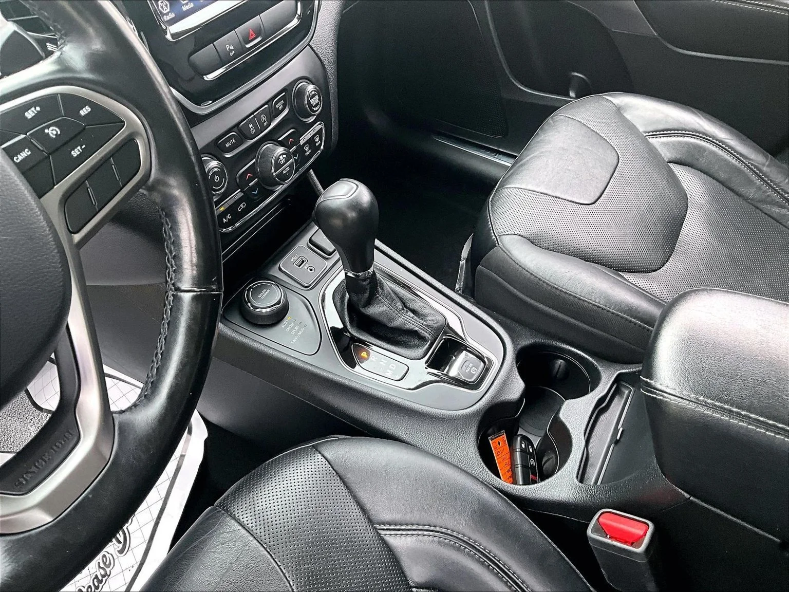 Used 2020 White Jeep Limited image 16
