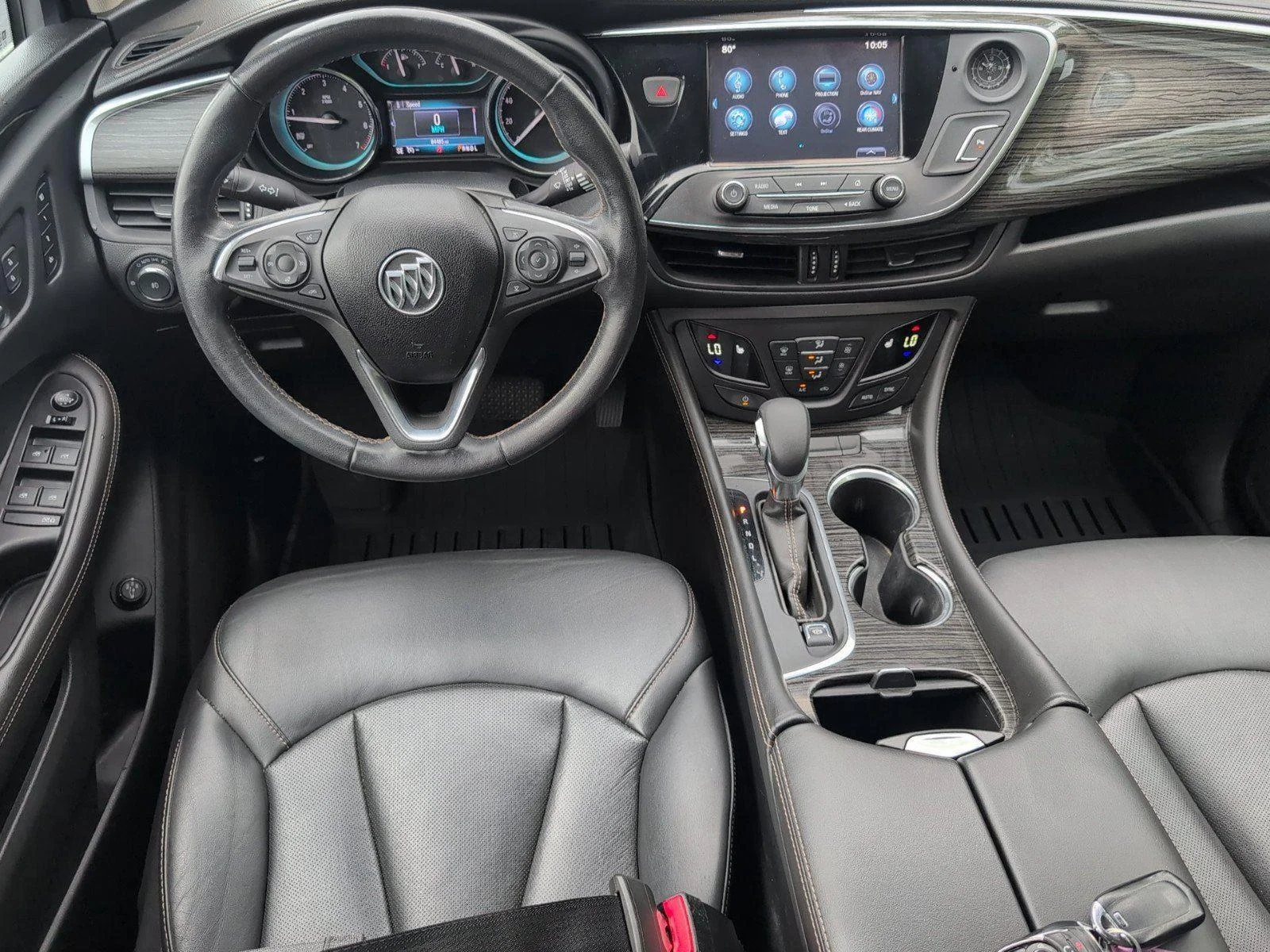 Used 2018 SUMMIT WHITE Buick Essence image 32