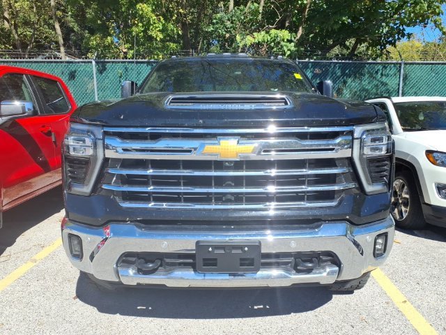 Used 2025 Black Chevrolet LTZ image 3