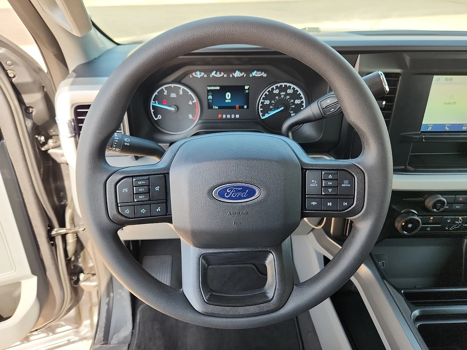 New 2026 Carbonized Gray Metallic Ford XLT image 21