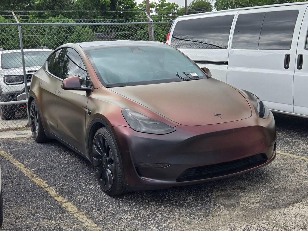 2022 Tesla Model Y Performance Dual Motor All-Wheel Drive's photo