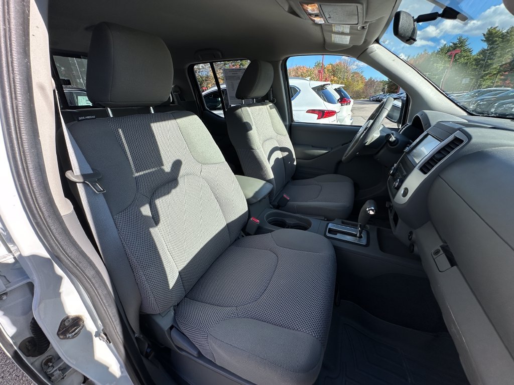 Used 2019 White Nissan SV image 22