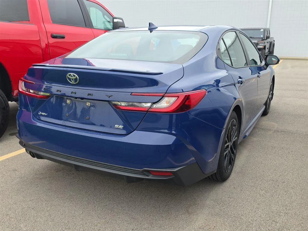 Used 2025 Reservoir Blue Toyota SE image 3