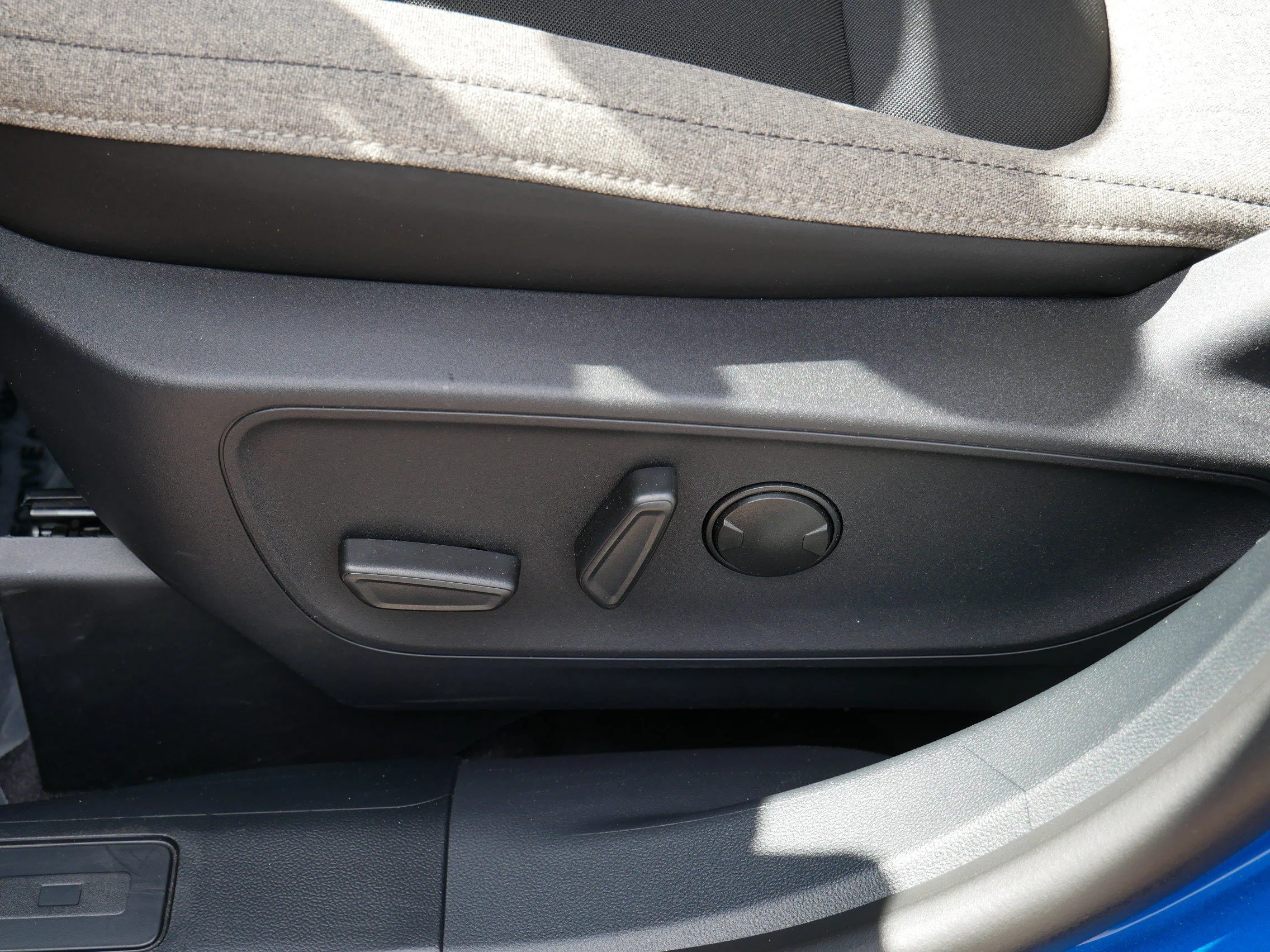 New 2025 Velocity Blue Metallic Ford Big Bend image 19