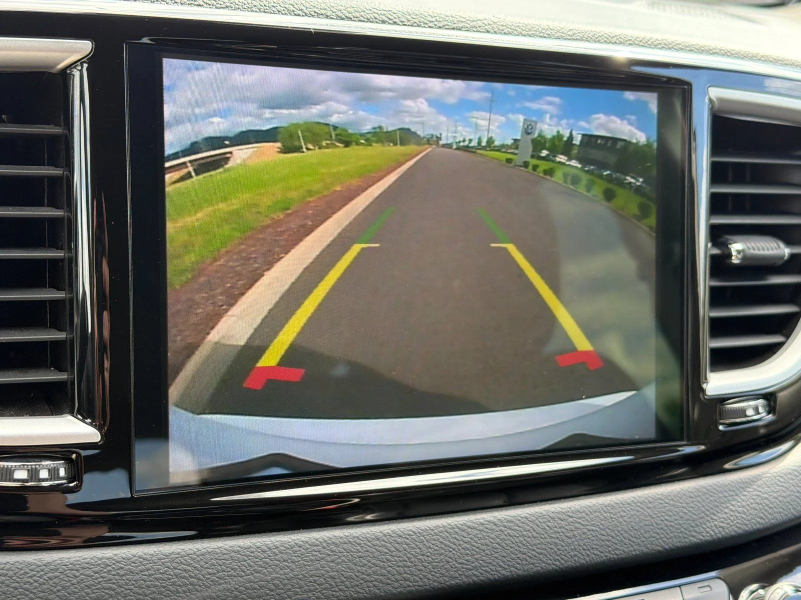 Used 2023 White Chrysler Touring L image 18