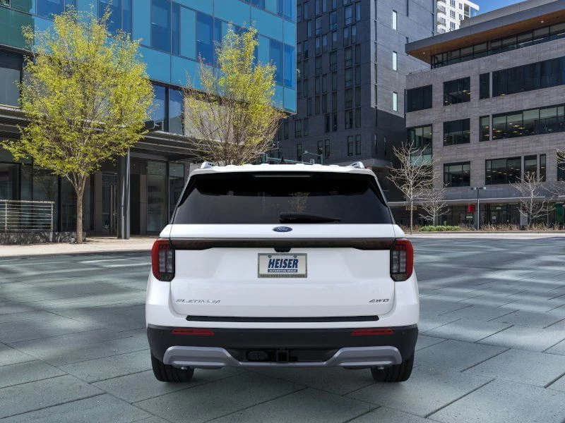 New 2026 Star White Metallic Tri-Coat Ford Platinum™ image 5