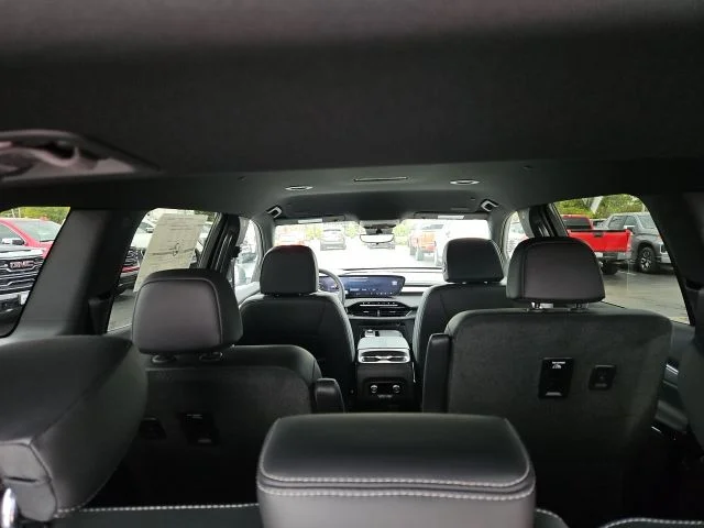 2026 Buick Enclave Preferred - Photo 9