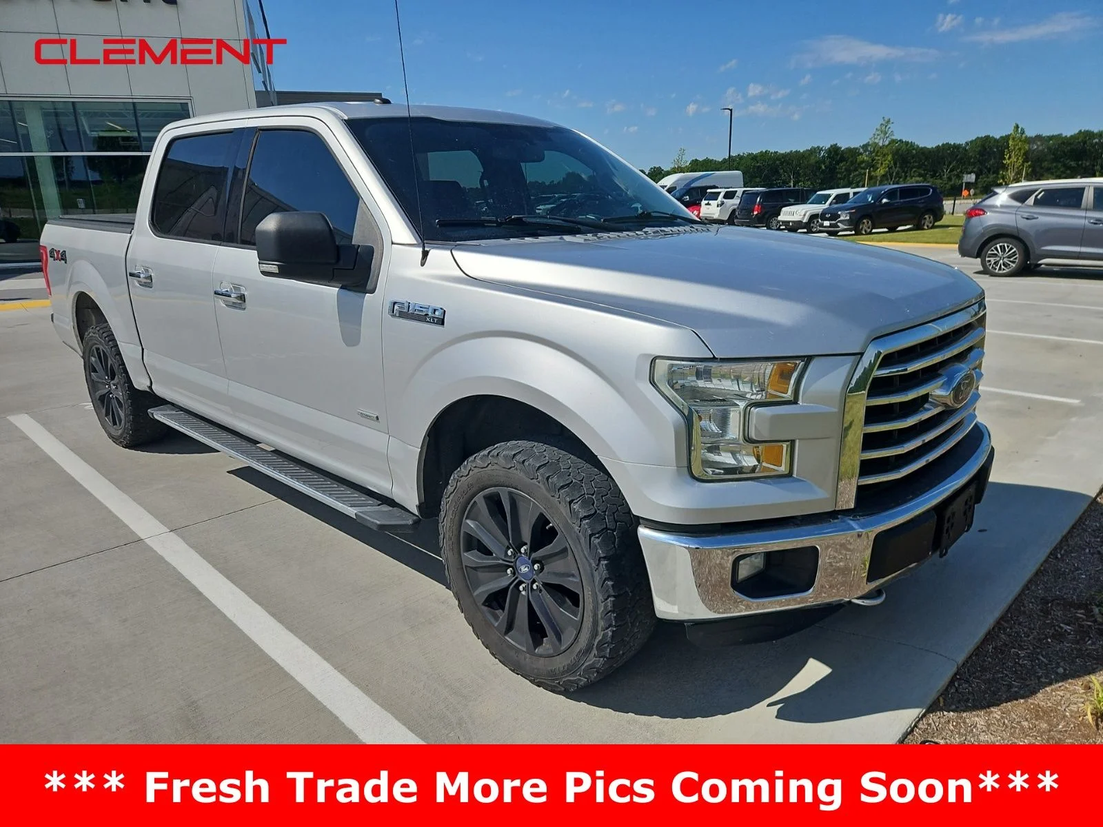 Used 2016 Ingot Silver Ford XLT image 3