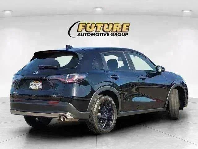 Used 2023  Honda Sport image 4