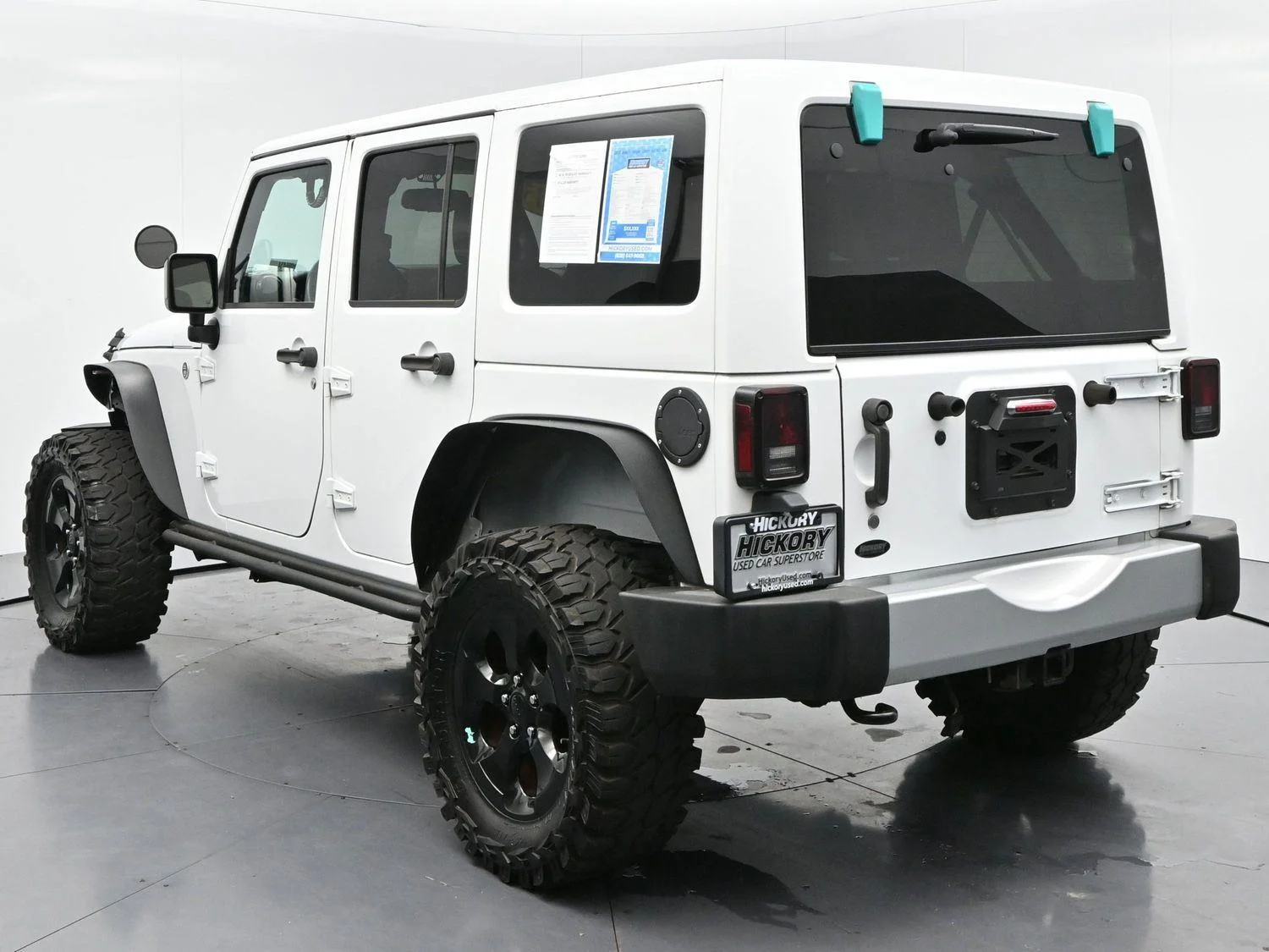 Used 2015 Bright White Clearcoat Jeep Altitude image 5