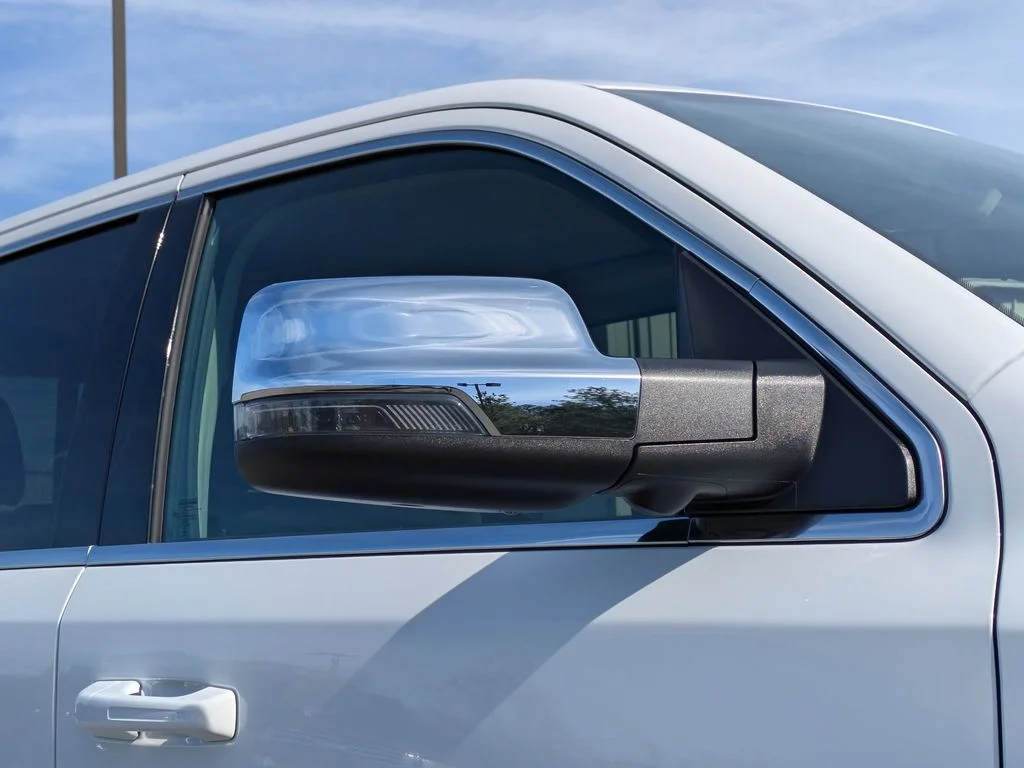 New 2026 Bright White Clear-Coat Exterior Paint RAM Limited image 14