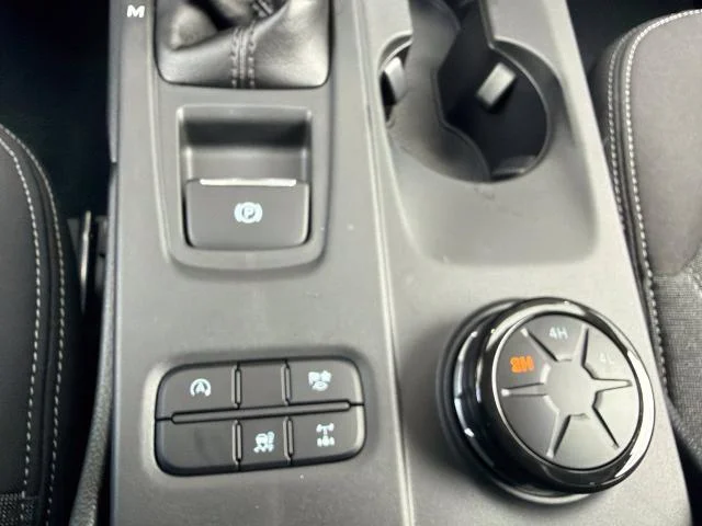New 2026 Marsh Gray Ford XLT image 39
