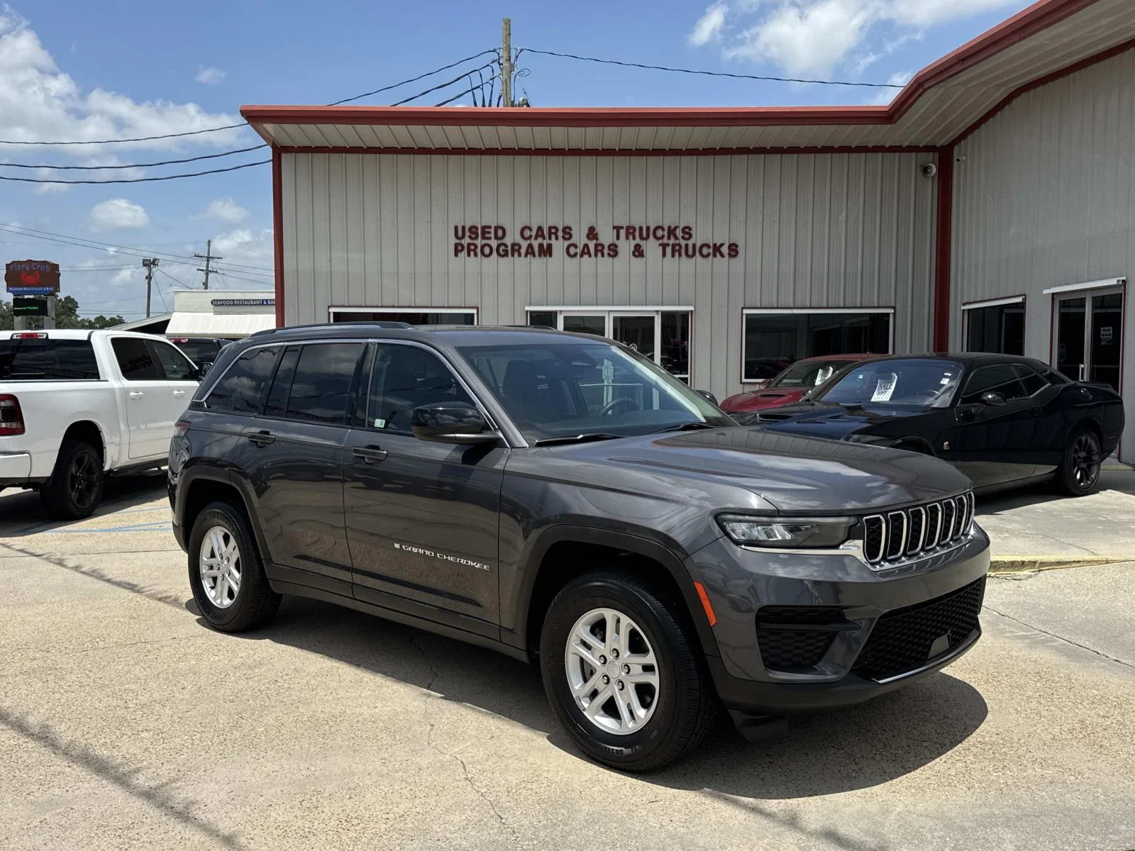 2024 Jeep Grand Cherokee Laredo