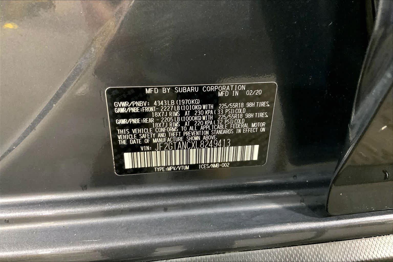 Used 2020 Magnetite Gray Metallic Subaru Limited image 37