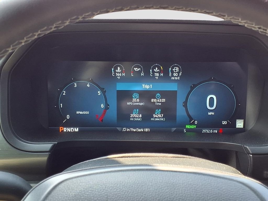 Used 2025 Black Metallic Ford Lariat image 19
