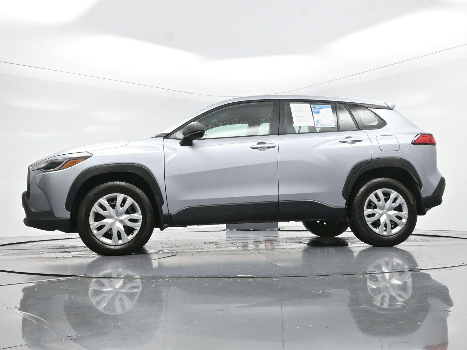 Used 2024 Sonic Silver Toyota L image 45
