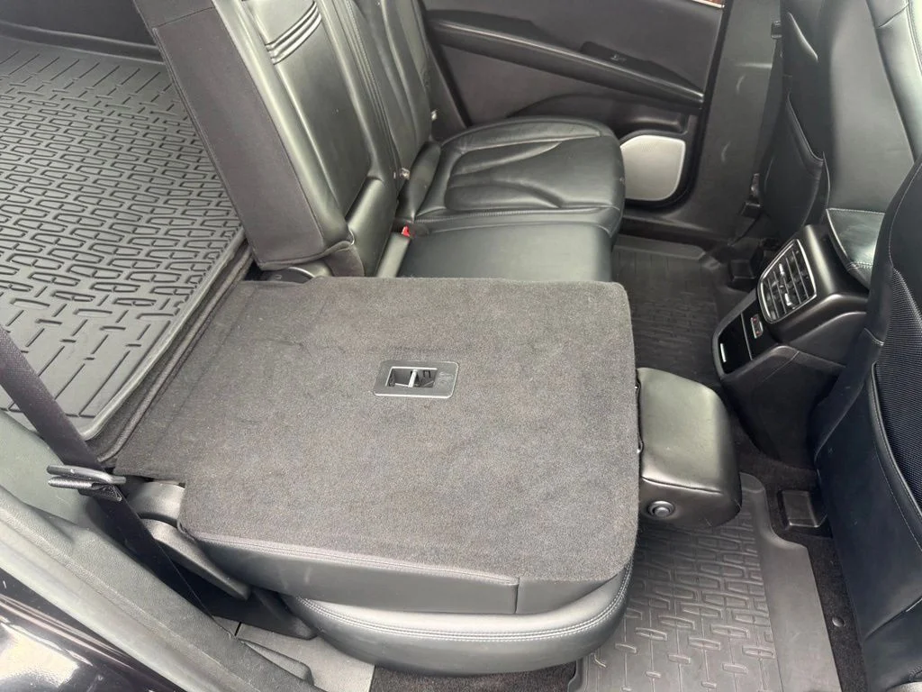 Used 2019 Black Lincoln Reserve image 55