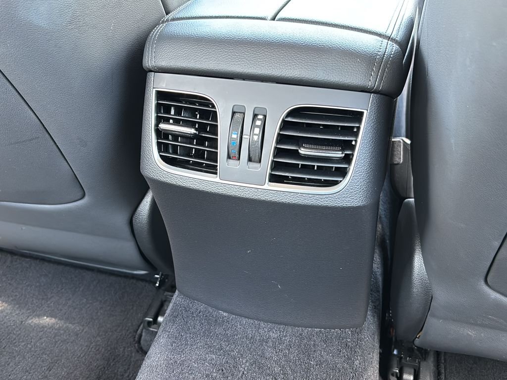 Used 2019 Casablanca White Genesis 3.8 image 38