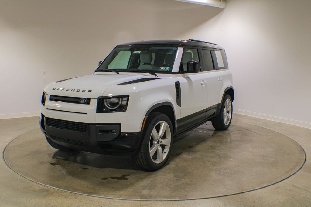 New 2026 Fuji White Land Rover X-Dynamic SE image 1