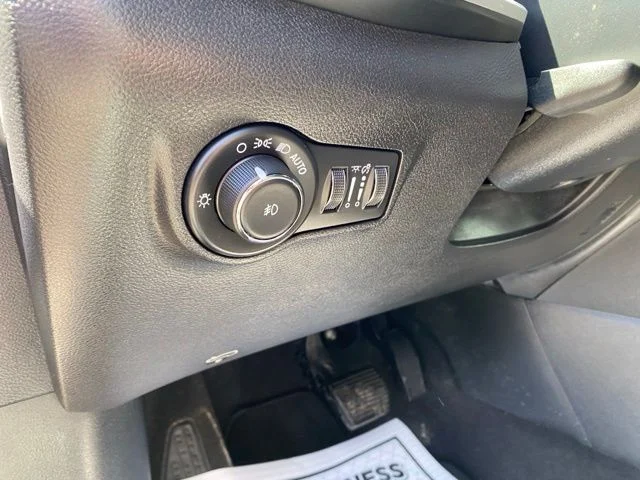 Used 2024 White Jeep Limited image 20