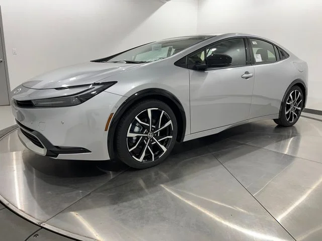 2026 Toyota Prius XSE Premium's photo