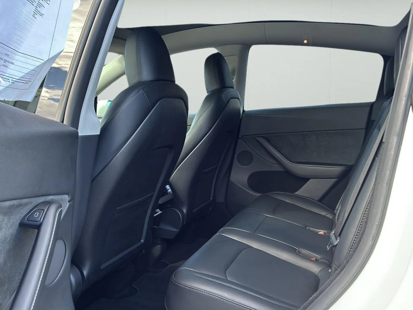 Used 2023  Tesla Long Range image 13