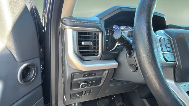 Used 2022  Ford XLT image 22
