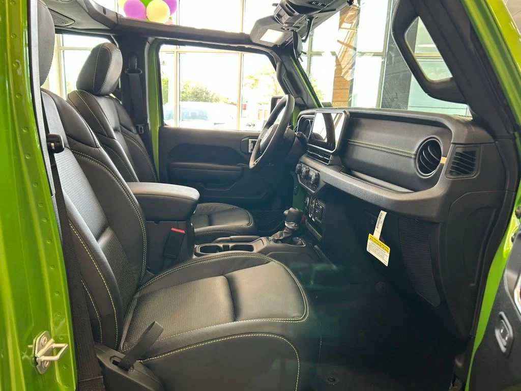 New 2026 Mojito Clearcoat Jeep Sport image 32
