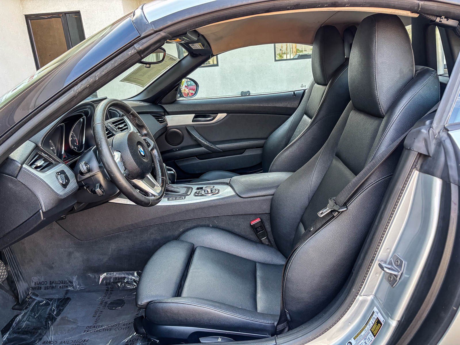 Used 2011 Titanium Silver Metallic BMW sDrive30i image 15