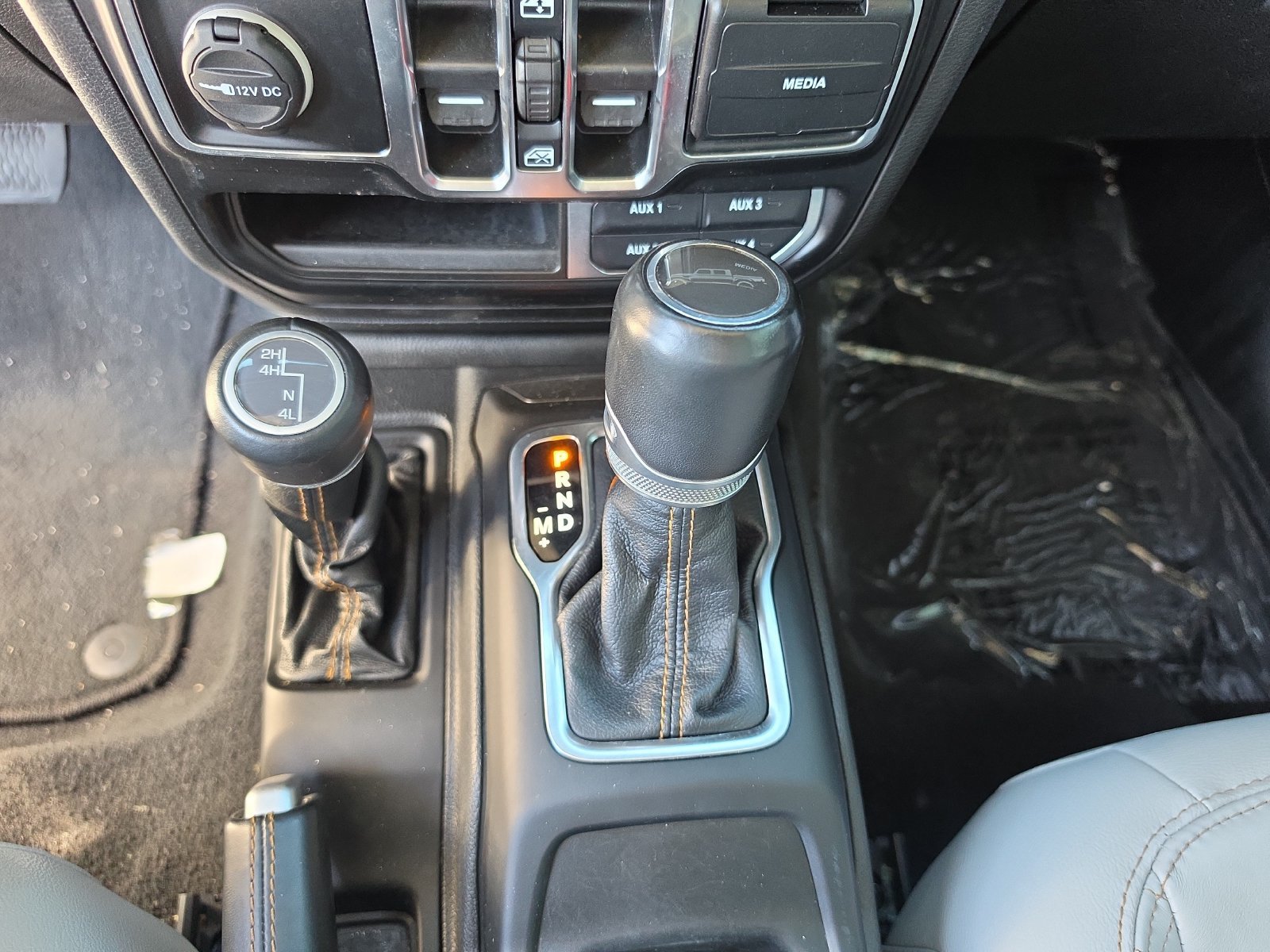 Used 2022 White Jeep High Altitude image 17