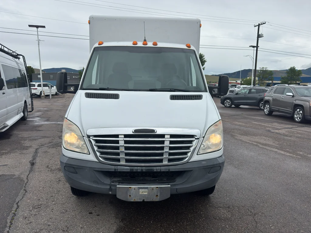 Used 2012 White Freightliner Base image 2