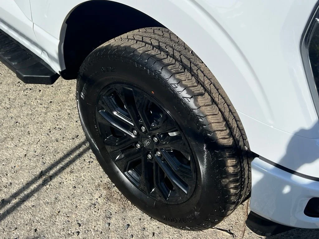 New 2026 Oxford White Ford Lariat® image 2