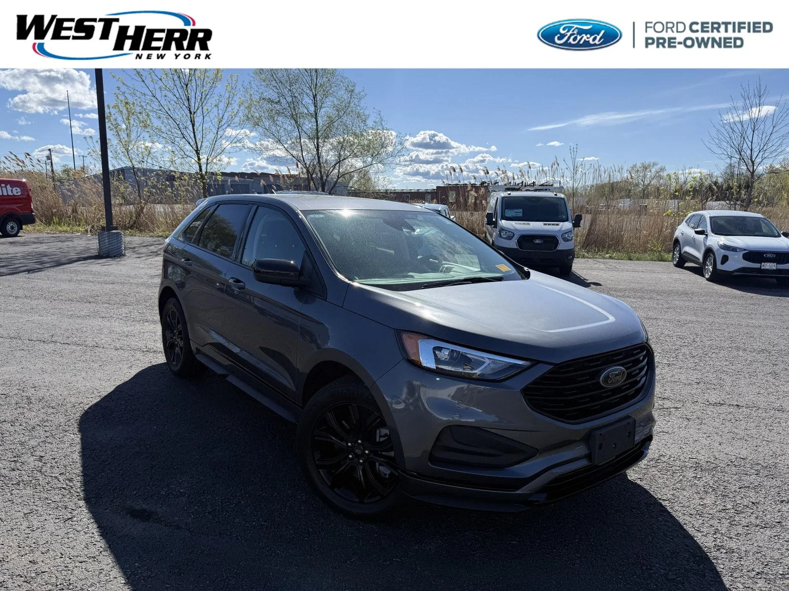 2024 Ford Edge SE AWD's photo