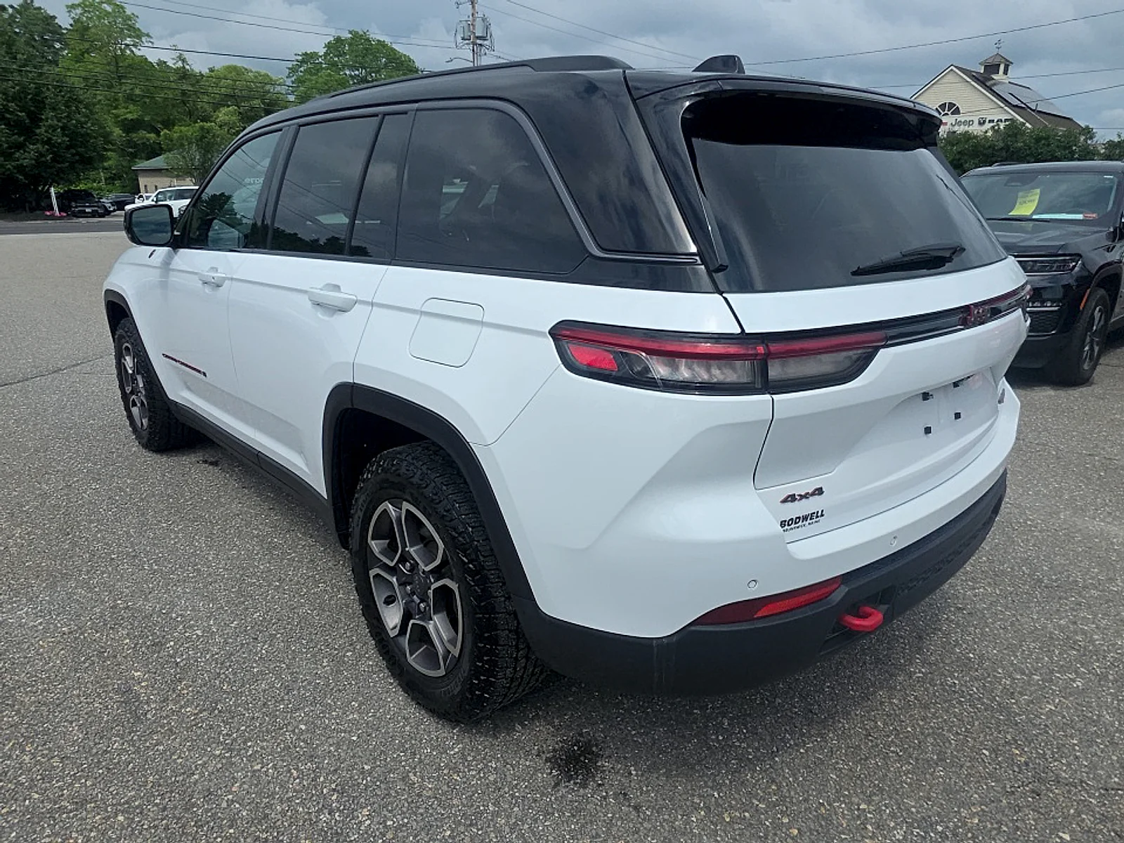 Used 2022 Bright White Clearcoat Jeep Trailhawk 4x4 image 3