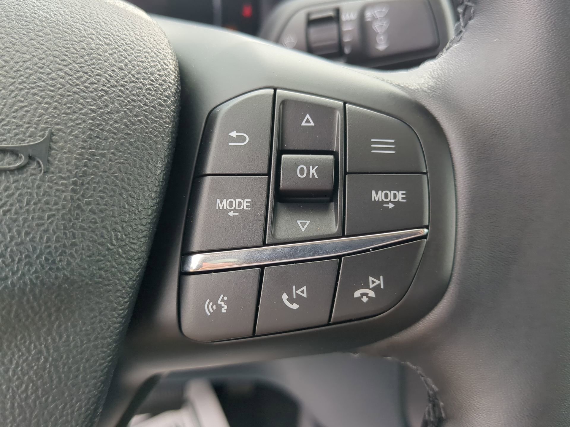 2025 Ford Maverick XLT - Photo 48