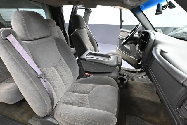 Used 2003 Green Chevrolet LS image 36