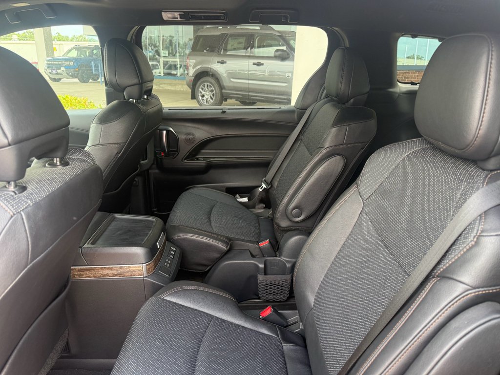 Used 2025 Ruby Flare Pearl Toyota Platinum image 11