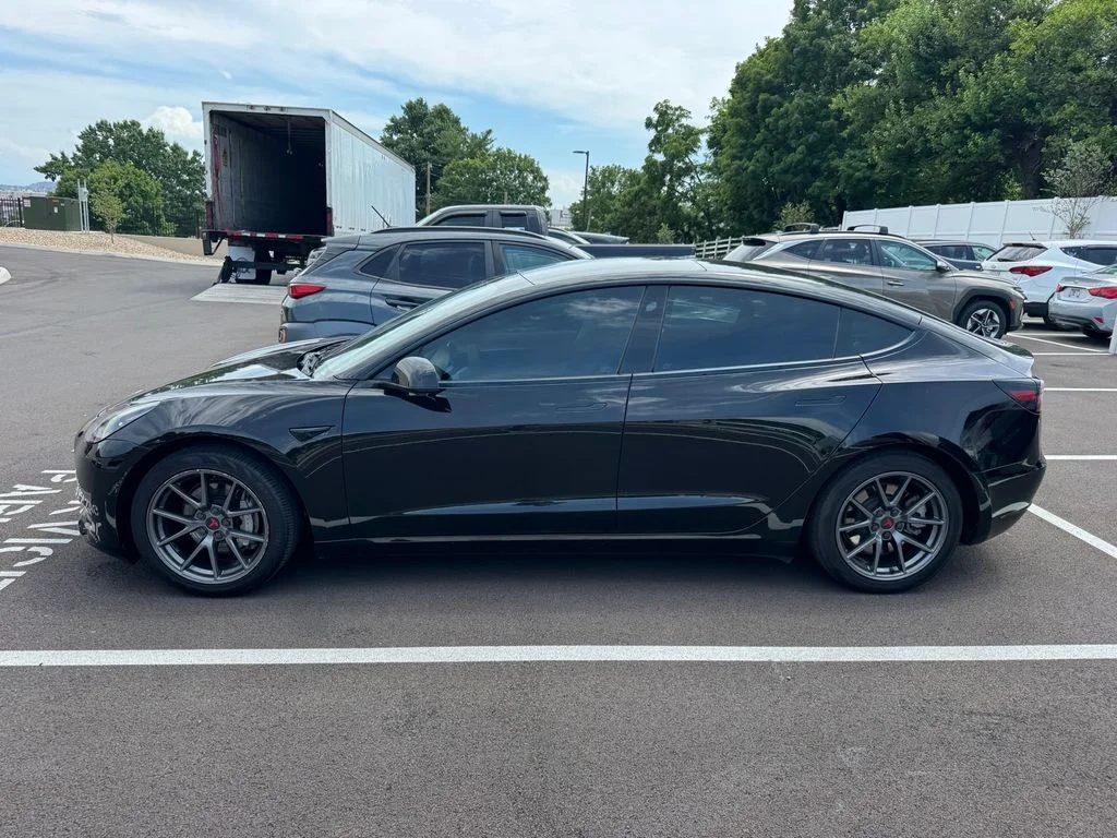 Used 2021 Black Tesla Long Range image 11