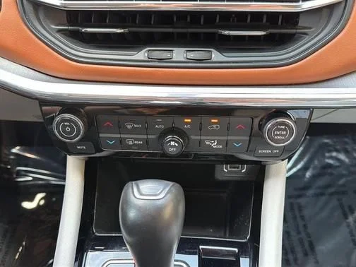 Used 2022 Blue Jeep Limited image 17