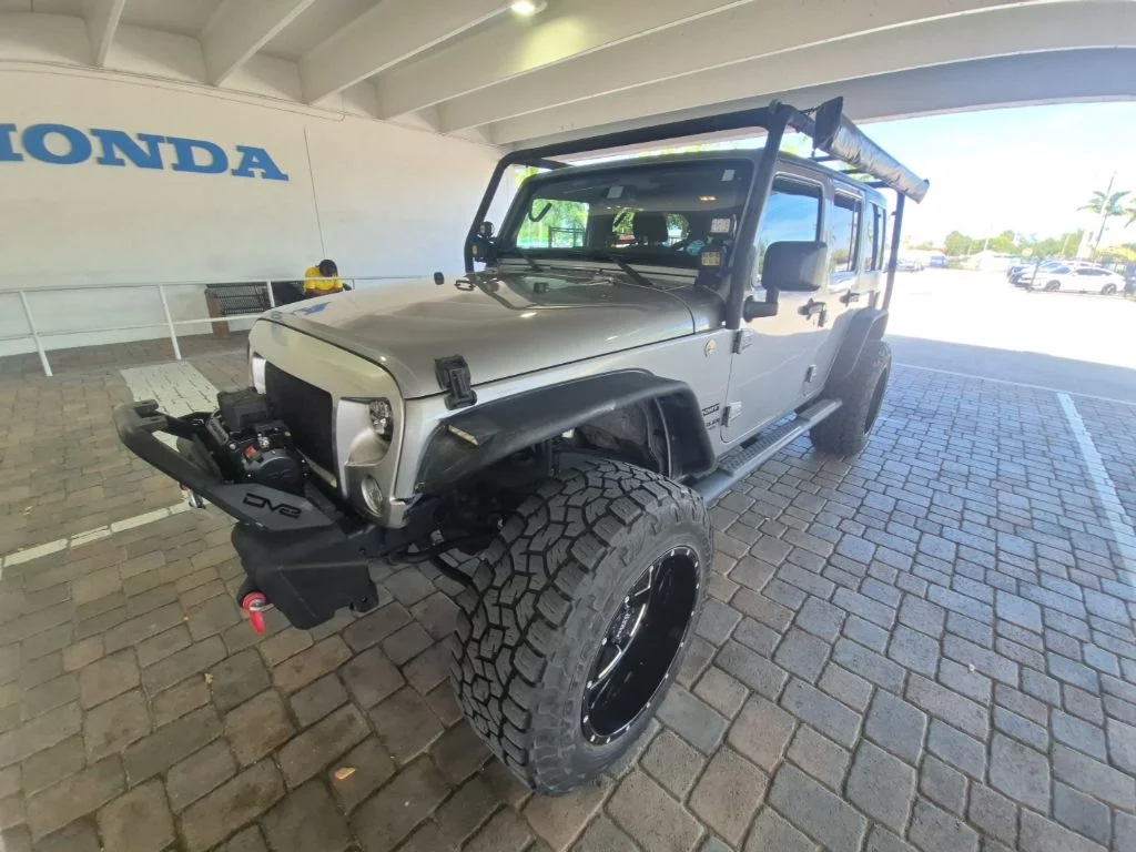 2016 Jeep Wrangler Sport S's photo