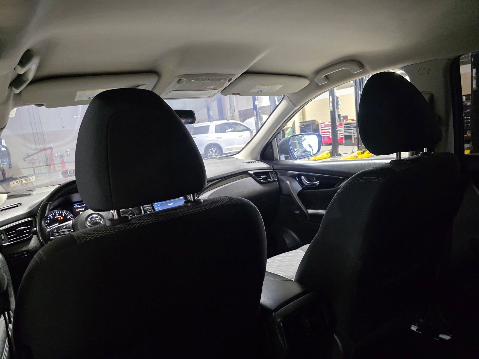 Used 2018  Nissan SV image 15