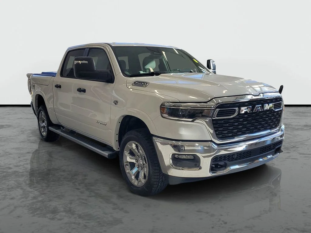 New 2026 Bright White Clear-Coat Exterior Paint RAM Big Horn/Lone Star image 1