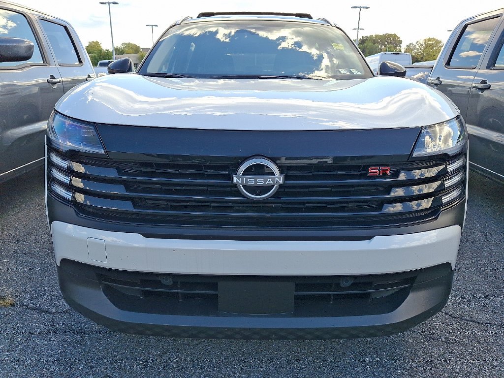 Used 2026 White Nissan SR image 2