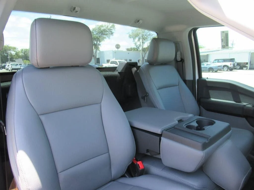 2024 Ford F-550 Super Duty Chassis Cab XL - Photo 10