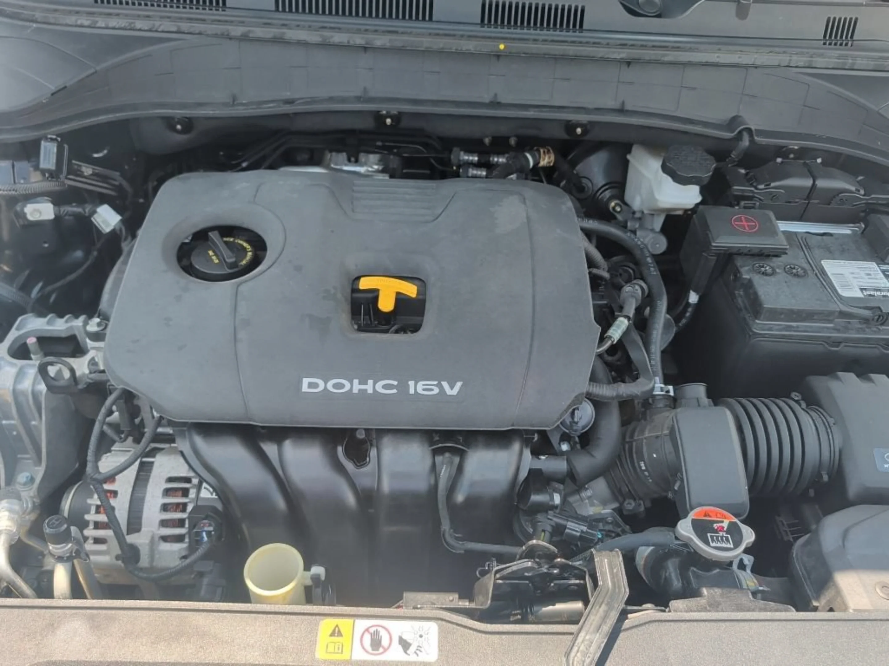 Used 2019 Thunder Gray Hyundai SE image 11