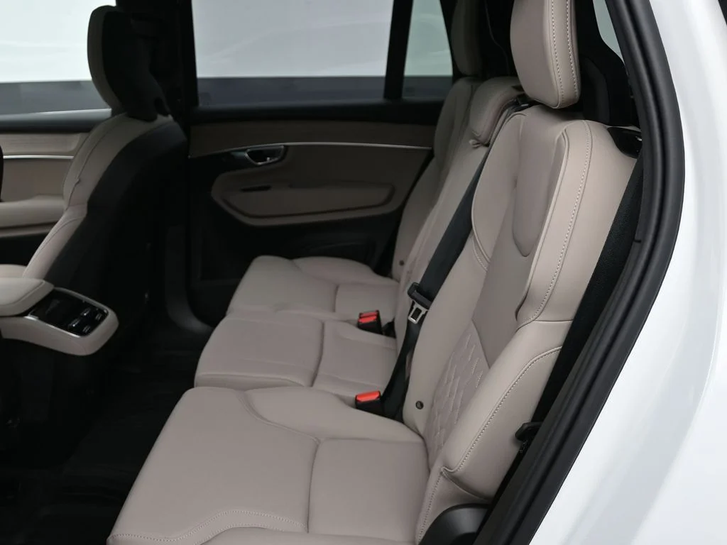 New 2026 Crystal White Volvo Plus image 14