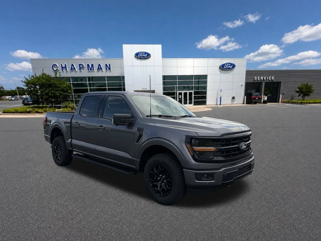 New 2026 Carbonized Gray Metallic Ford XLT image 3