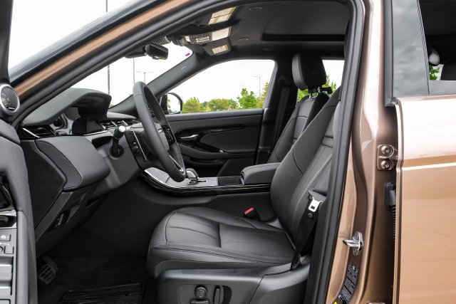 New 2026  Land Rover S image 4