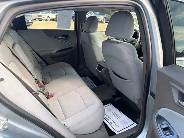 Used 2024 Sterling Gray Metallic Chevrolet LT image 17